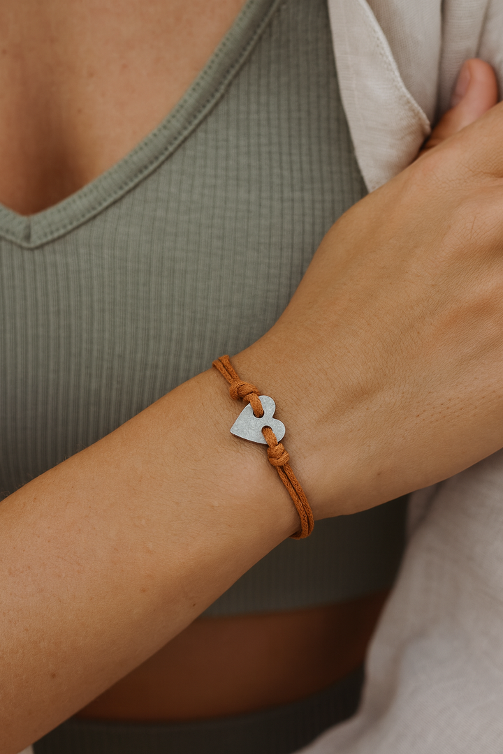Aluna™ | Heart Charm Bracelet