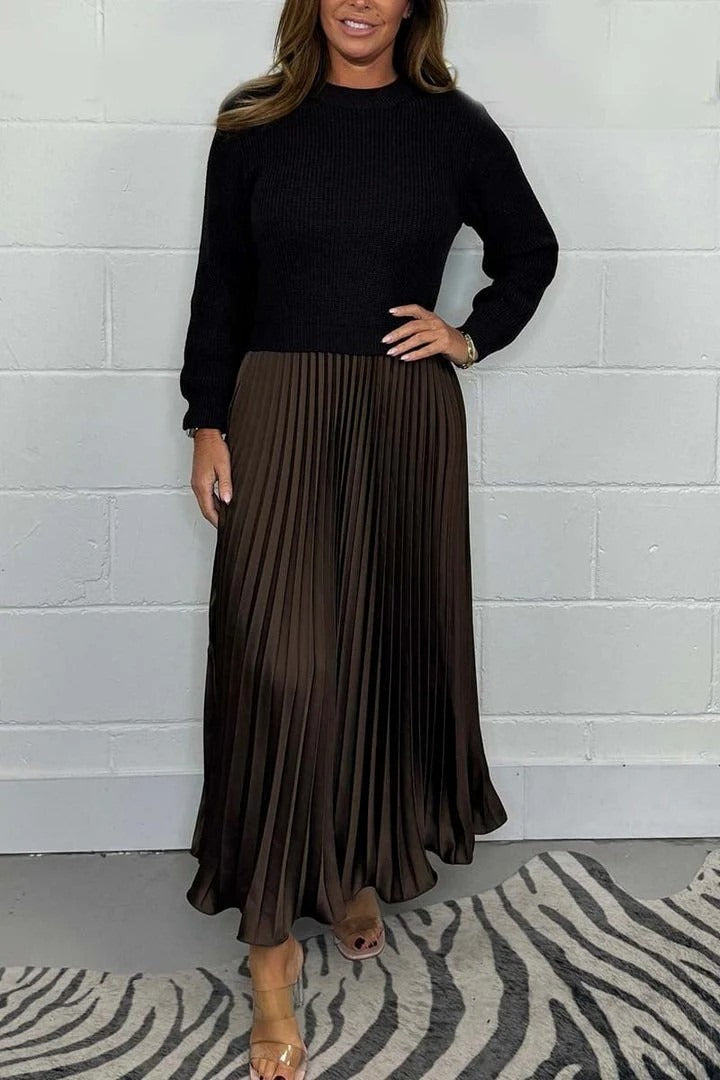 Amélia Luxe™ | Pleated Knit Dress